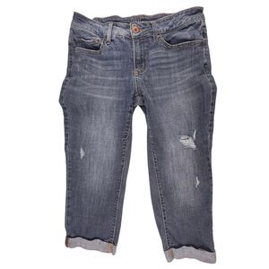 Time & Tru Capris 10 Denim Cropped Distressed Whiskered Medium Wash Pedal Pusher